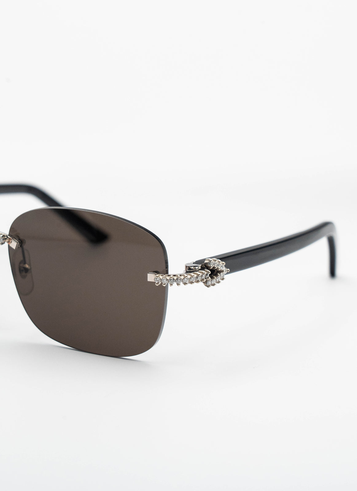 Cartier Sunglasses "C Allongé Diamond De Cartier" Smoked Lenses