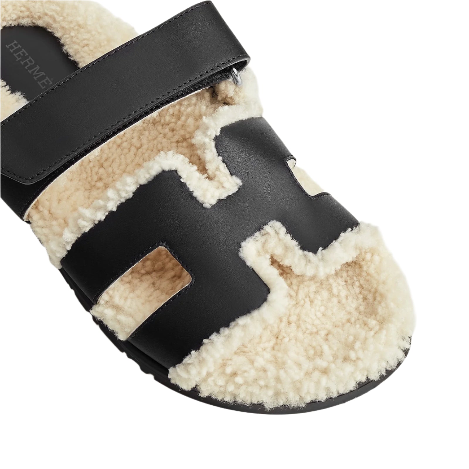 Hermès Chypre Sandal – Black / Écru Shearling