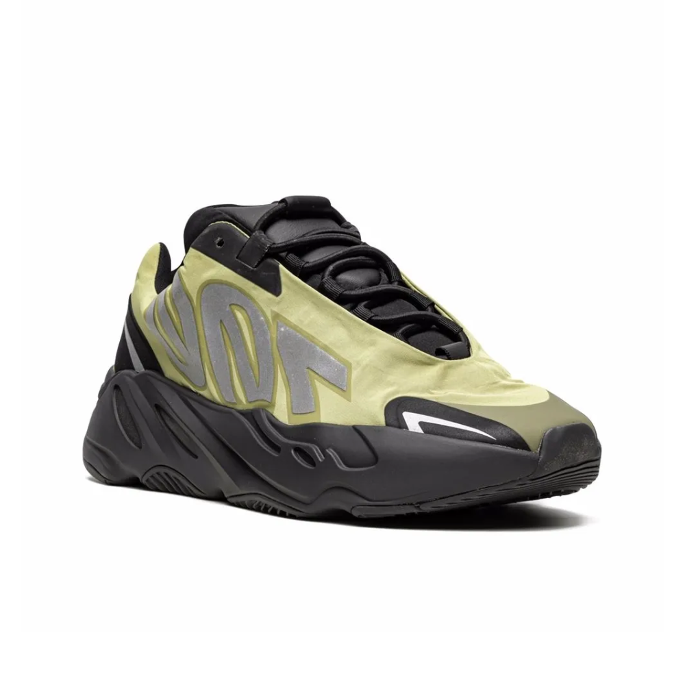 Yeezy Boost 700 MNVN Resin